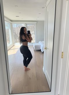 Ruffine - escort in Bruges Photo 7 of 14