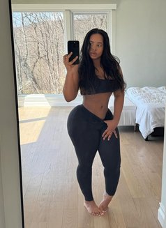 Ruffine - escort in Bruges Photo 8 of 14