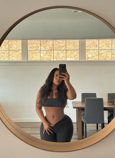 Ruffine - escort in Bruges Photo 9 of 14