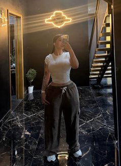 Ruffine - escort in Bruges Photo 11 of 14