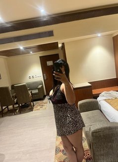 Ruhani - escort in Kolkata Photo 6 of 17