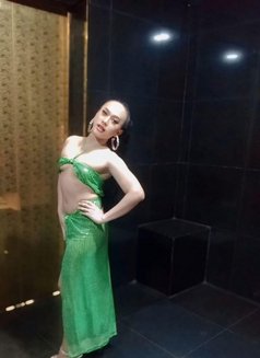 Ruhee. - Acompañantes transexual in Muscat Photo 2 of 3