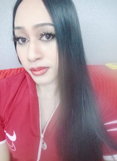 Ruhee - Transsexual escort in Muscat Photo 2 of 3