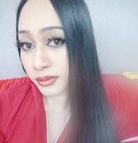 Ruhee - Transsexual escort in Muscat