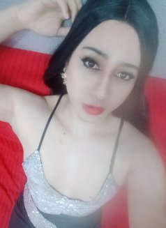 Ruhee - Transsexual escort in Muscat Photo 3 of 3