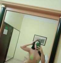 Ruhee - Transsexual escort in Muscat