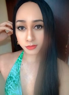 Ruhee - Transsexual escort in Muscat Photo 2 of 3