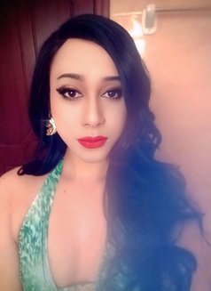 Ruhee - Transsexual escort in Muscat Photo 3 of 4