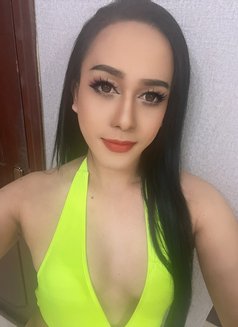Ruhee - Transsexual escort in Muscat Photo 5 of 5