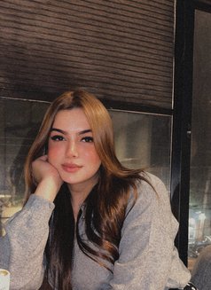 Ruhi Chopra - Transsexual escort in Ludhiana Photo 3 of 6