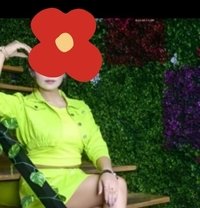 Ruhi independent available real meet/cam - puta in Gurgaon