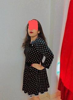 Ruhi Independent Girl Video Confirmation - puta in New Delhi Photo 3 of 7