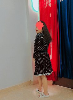 Ruhi Independent Girl Video Confirmation - puta in New Delhi Photo 5 of 7