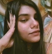 RUHI WEBCAMS & REAL MEETING - puta in Mumbai