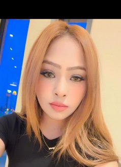 Ruhi - puta in Dubai Photo 7 of 10