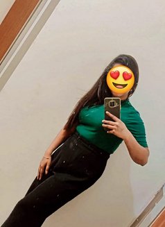 Ruhi - escort in Gurgaon Photo 4 of 5
