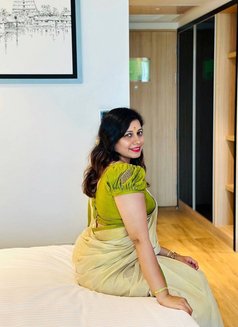 Ruhi - escort in Kolkata Photo 1 of 3