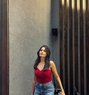 Ruhi - puta in New Delhi Photo 1 of 6