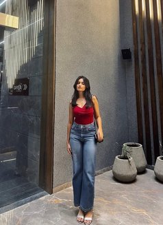Ruhi - escort in New Delhi Photo 5 of 6