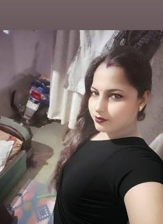 Ruhi - escort in New Delhi Photo 3 of 3