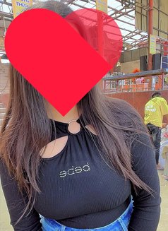 🥂RUHI ( LIVE CAM) MEET-UP 24/7🥂 - puta in Bangalore Photo 9 of 9