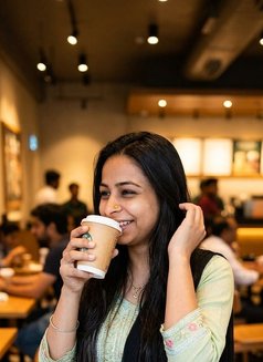 Ruhi Mathur - puta in Chennai Photo 6 of 6