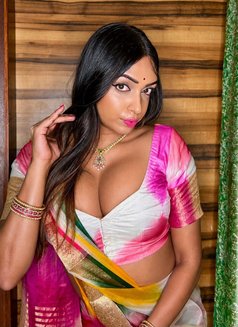 RUHI PAUL(34+7.9) AVAILABLE IN BANGALOR - Transsexual escort in New Delhi Photo 12 of 16