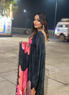 Ruhi Queen - Transsexual escort in Pune Photo 3 of 13