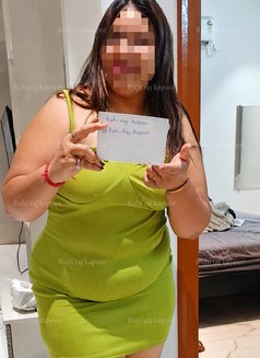 Ruhi Raj Kapoor - escort in Ahmedabad Photo 5 of 5