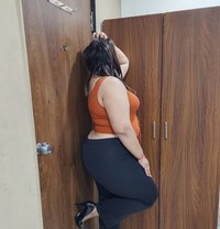 Ruhi Raj Kapoor - escort in Surat