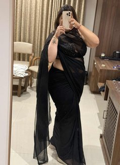 Ruhi Raj Kapoor - escort in Surat Photo 6 of 6