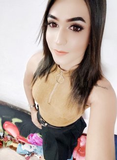 Ruhi Roy - Transsexual escort in New Delhi Photo 1 of 3
