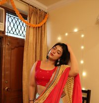 Ruhi Sharma - escort in Sharjah Photo 2 of 4