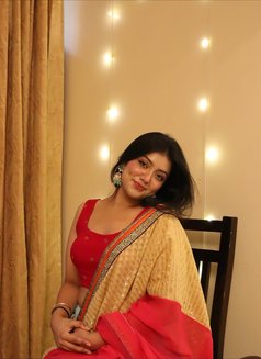 Ruhi Sharma - escort in Sharjah Photo 3 of 4