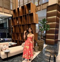 Ruhie Mallik - puta in Candolim, Goa