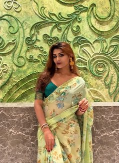Ruhie Mallik - puta in Kolkata Photo 4 of 15