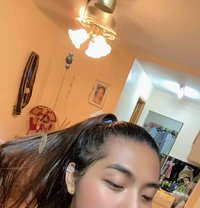 Do Everything Versa - Transsexual escort in Manila Photo 5 of 9