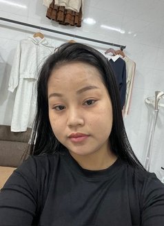 Rulia - escort in Doha Photo 2 of 4