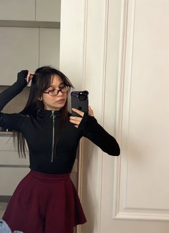 Runa - escort in Hong Kong Photo 6 of 11