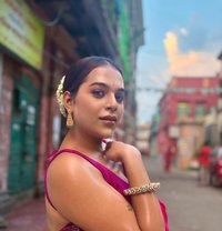 Rupa Bong Beauty - puta in Bangalore