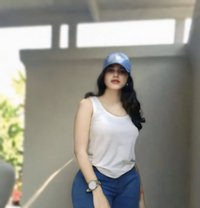 RIYANSHI (CAM &REAL MEET)OUT 𝗖𝗔𝗟𝗟 - puta in Bangalore