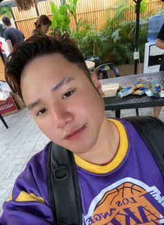 Ruru Masseur - Male escort in Manila Photo 3 of 3