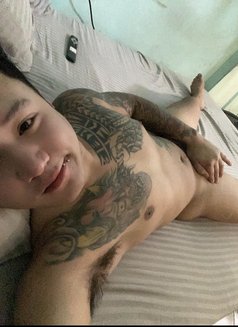 Ruru Masseur - Male escort in Manila Photo 3 of 6
