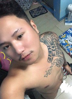 Ruru Masseur - Male escort in Manila Photo 6 of 6