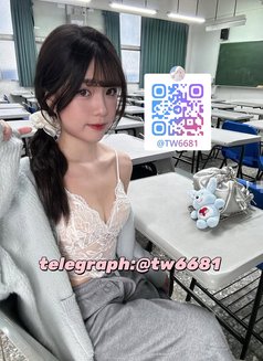 Ruru - escort in Taipei Photo 4 of 7