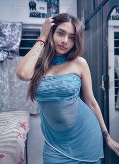 Rushi - escort in Tel Aviv Photo 5 of 5
