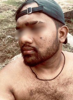 Rusiru - VIP/VVIP Ladie's Companion - Male escort in Colombo Photo 5 of 5
