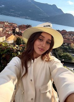 Ruslana - escort in Hong Kong Photo 8 of 9