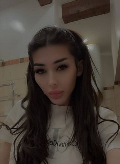 Вероника Russ 🇷🇺 - Transsexual dominatrix in İstanbul Photo 5 of 5