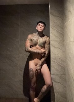 RusselMb - Male escort in Manila Photo 3 of 6